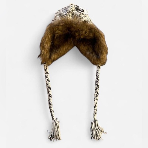 NWT Rue21 Deadstock Y2k Fur Lined Knit Hat with Braids - Picture 5 of 6